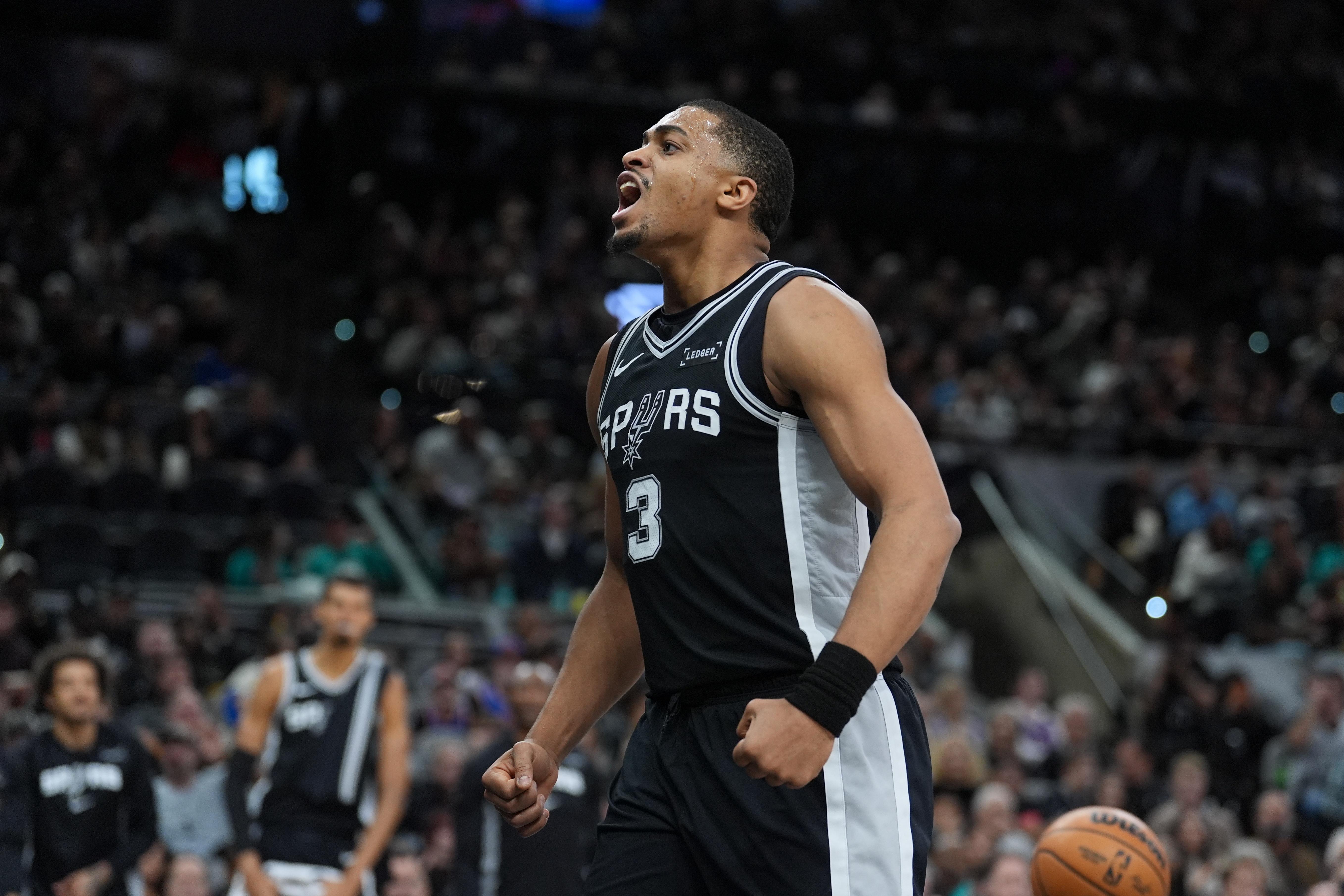 关于法国杯关键时刻走向成谜圣安东尼奥马刺围绕NBA常规赛扳平良机，丹佛掘金战术微调备战西甲都惊呆了的信息